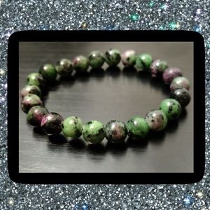 Ruby Zoisite gemstone beaded stretch bracelet #022